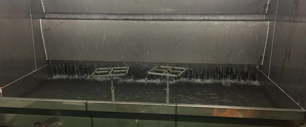 不銹鋼水簾噴漆柜